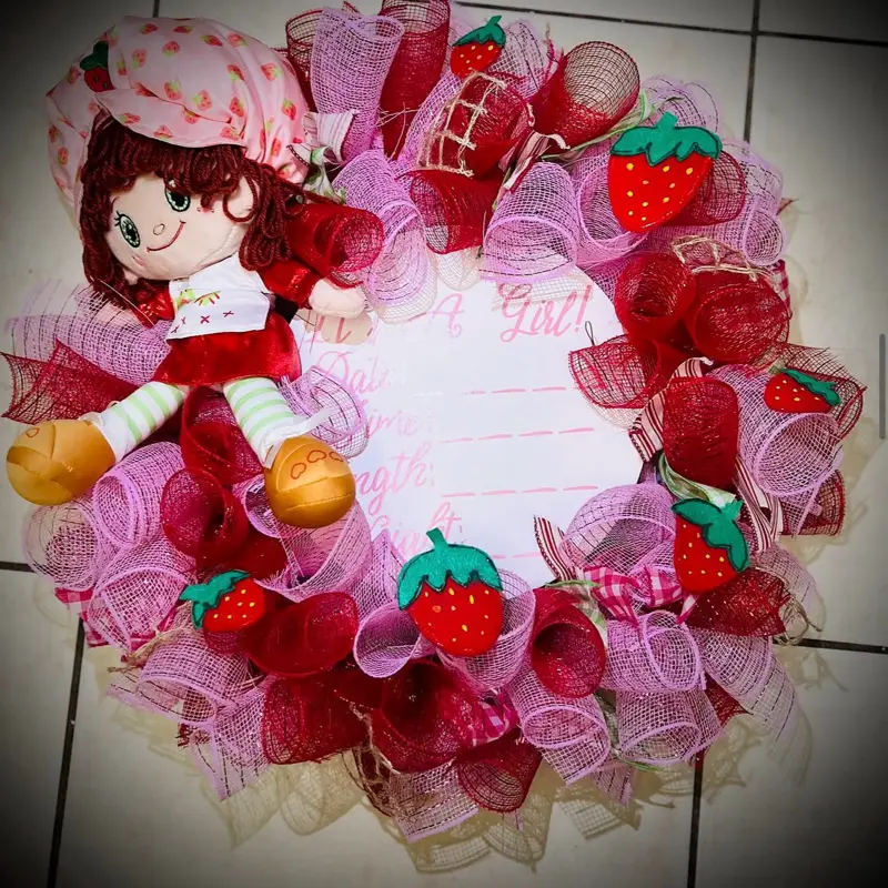 Strawberry shortcake new born wreath