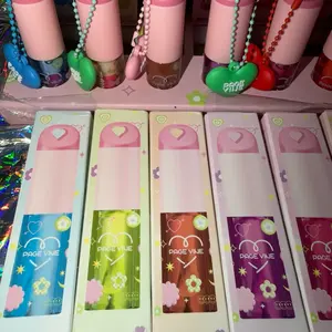 Lip Oil in 8 Different Shades Lip Gloss Set for Customizing Beauty Routine & Enhancing Makeup Collection lipgloss Glass Lip Glaze Set Hydrating Liquid Lip Gloss High Gloss Moisturizer glossy Lipgloss Set