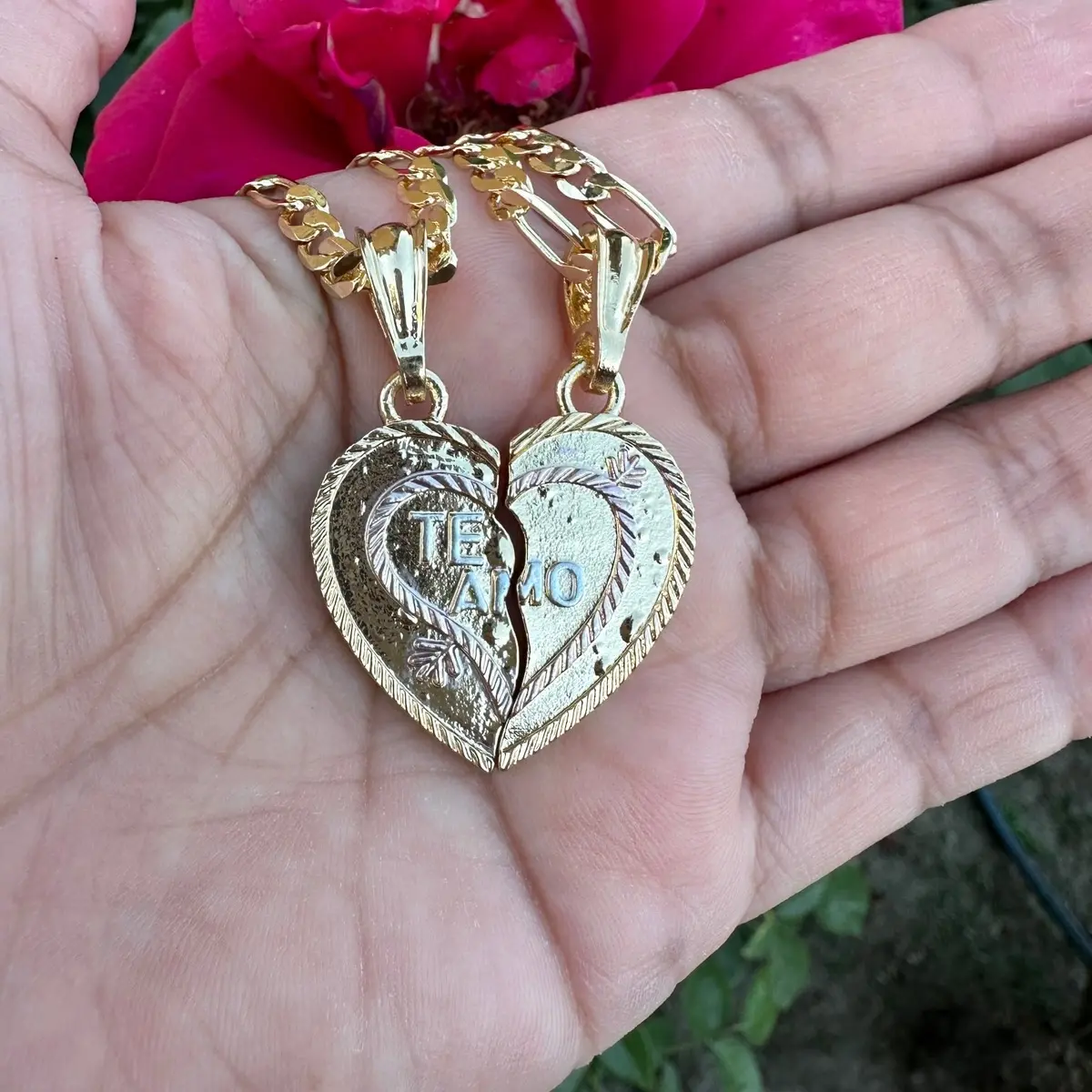 Love Hearts Necklaces for two set, Couples Necklace, Love Necklace, Two Half Hearts with Chain for Couples. For your loved One.