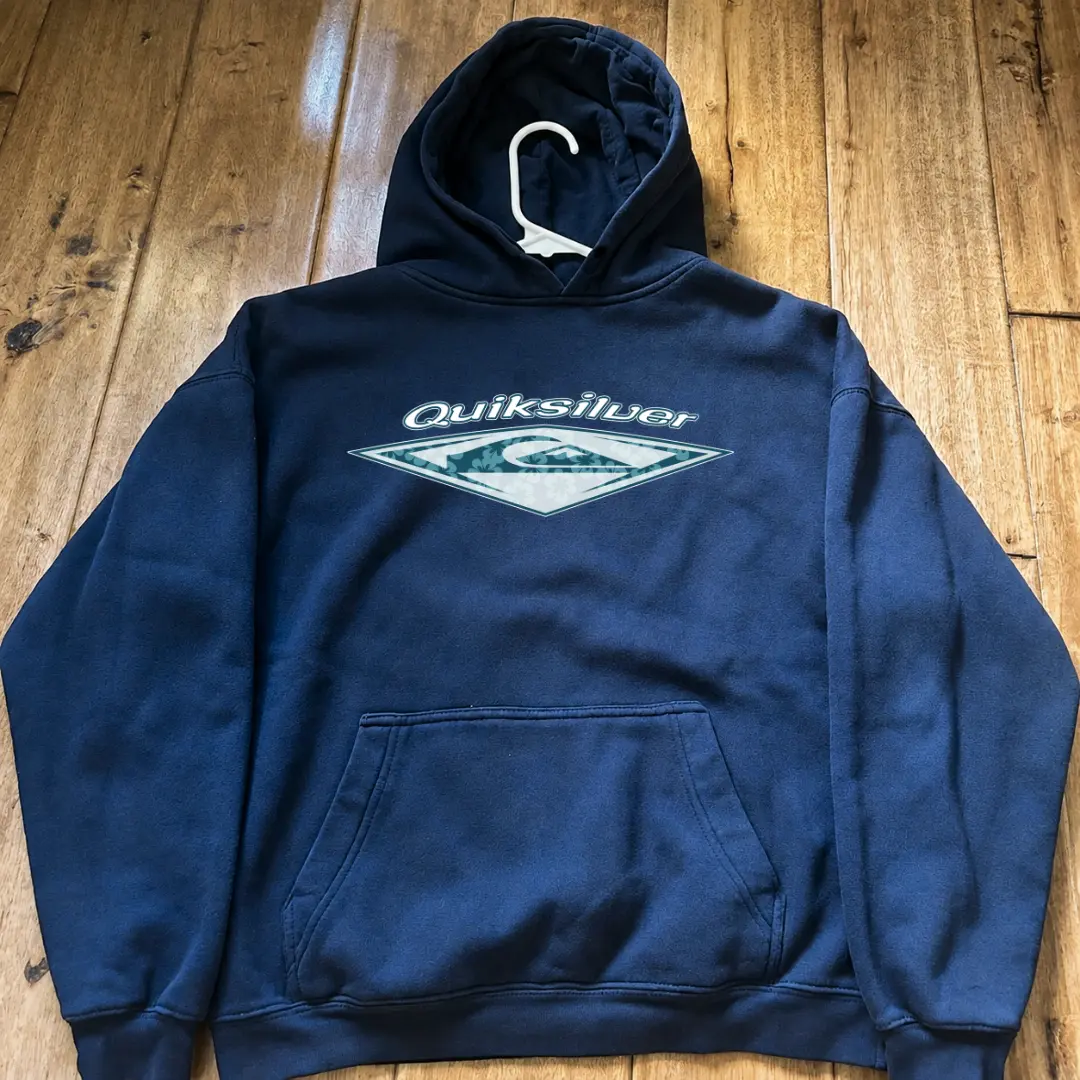 Vintage Quiksilver Y2K Surf Hoodie, Retro Casual Graphic Streetwear Pullover, Unisex Tshirt, Trendy Gift for Men Women Surf Fans