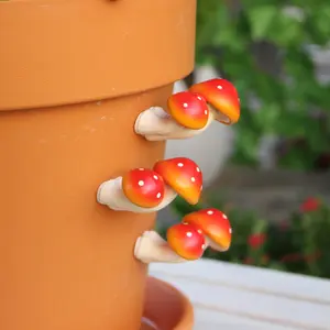3pcs Realistic Mushroom Resin Statue Decorative Stickers, Multi-Use for Refrigerator Magnets, Wall and Flower Pot Decoration