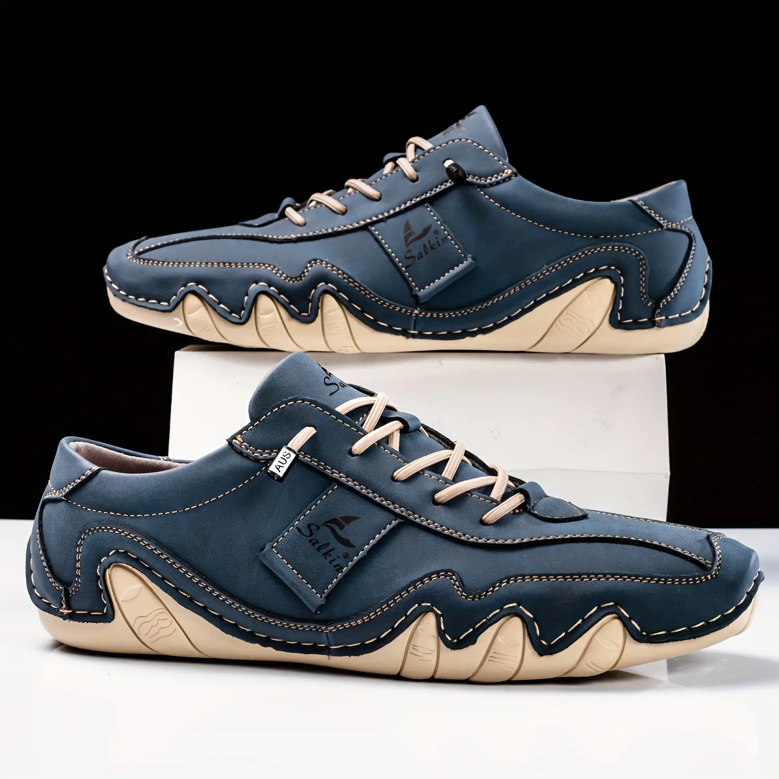 Men's casual breathable non-slip sports walking shoes, flat lace-up shoes suitable for outdoor use in spring, summer, and autumn, low-top hiking and climbing shoes, soft-soled, lightweight, comfortable driving shoes, available in large sizes