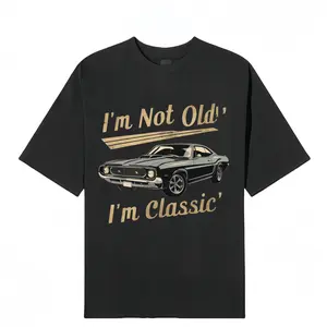 Men's retro car pattern and I am not old, I am a classic print crew neck T-shirt, cotton T-shirt, summer casual top, suitable for casual and sports wear