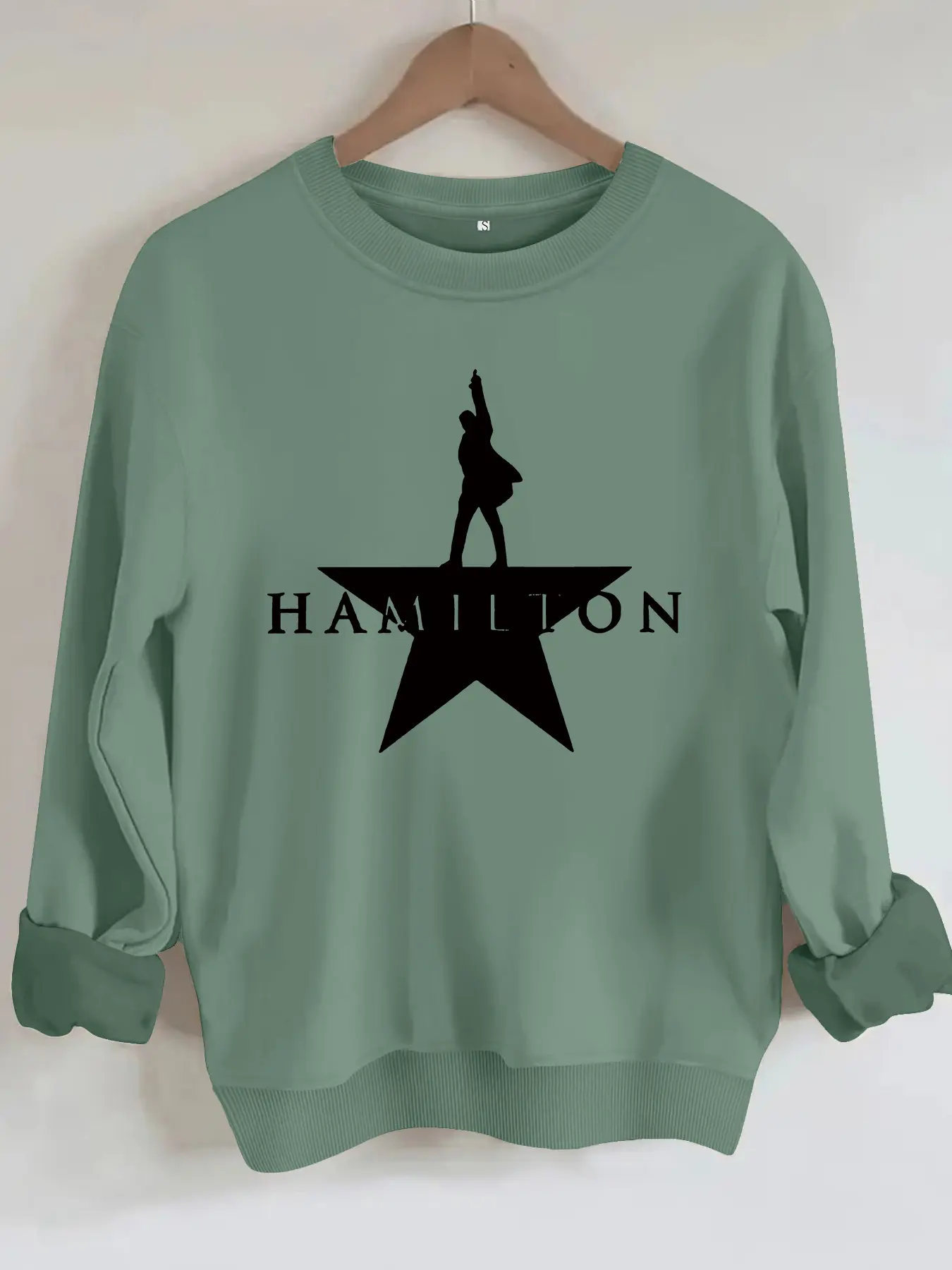 Women's Hamilton Music Graphic Round Neck Sweatshirt, Casual Everyday Fitted Long Sleeve Pullover, Medium Stretch, All-Season Comfort, Womenswear