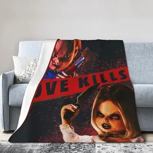 Chucky and Tiffany Creepy horror movie blanket, roll up the blanket to give the blanket a horror movie atmosphere, Halloween party decoration blanket for bed, sofa, bedroom, living room, 50" x 40"