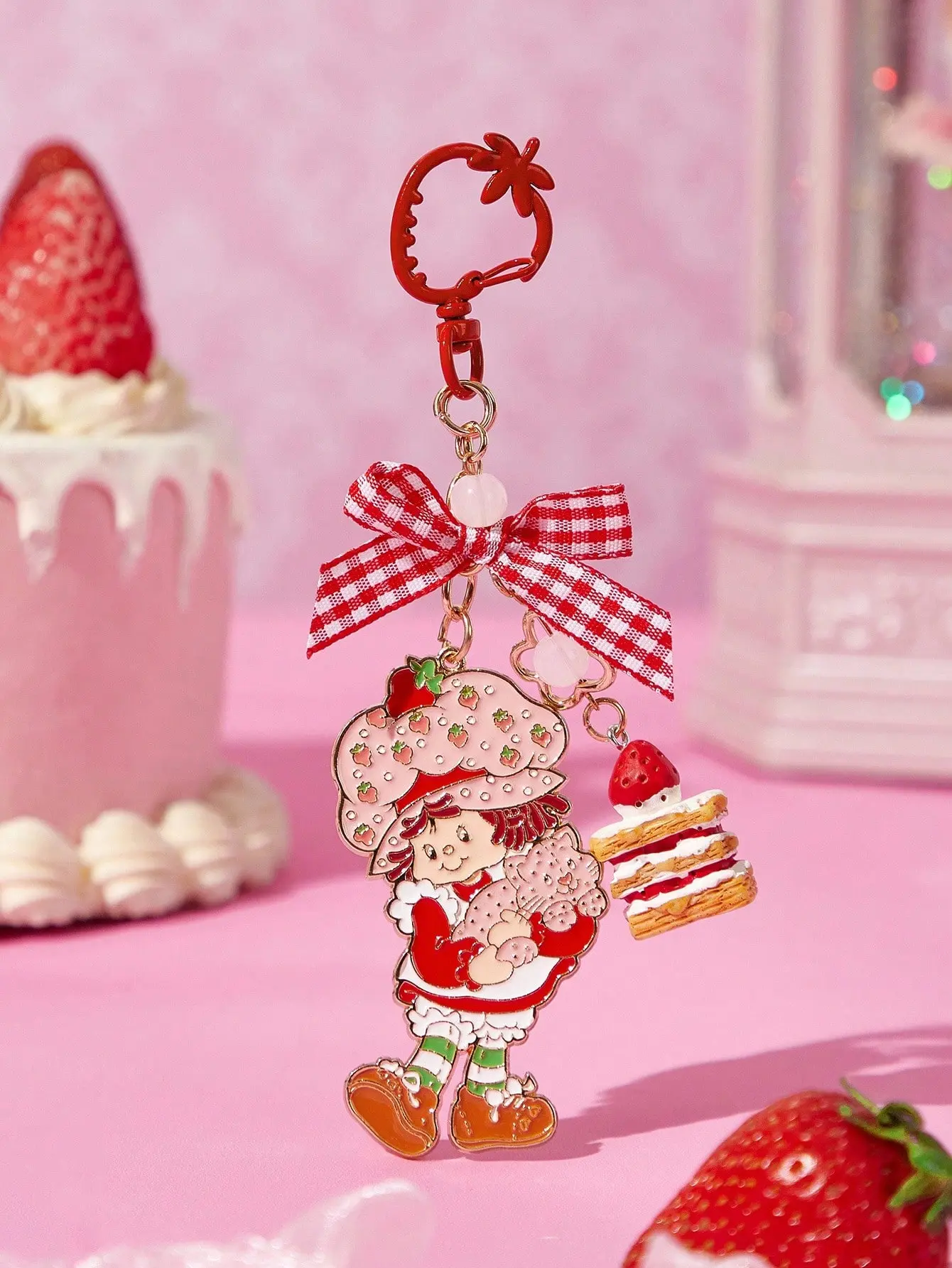 strawberry shortcake box - TikTok Shop