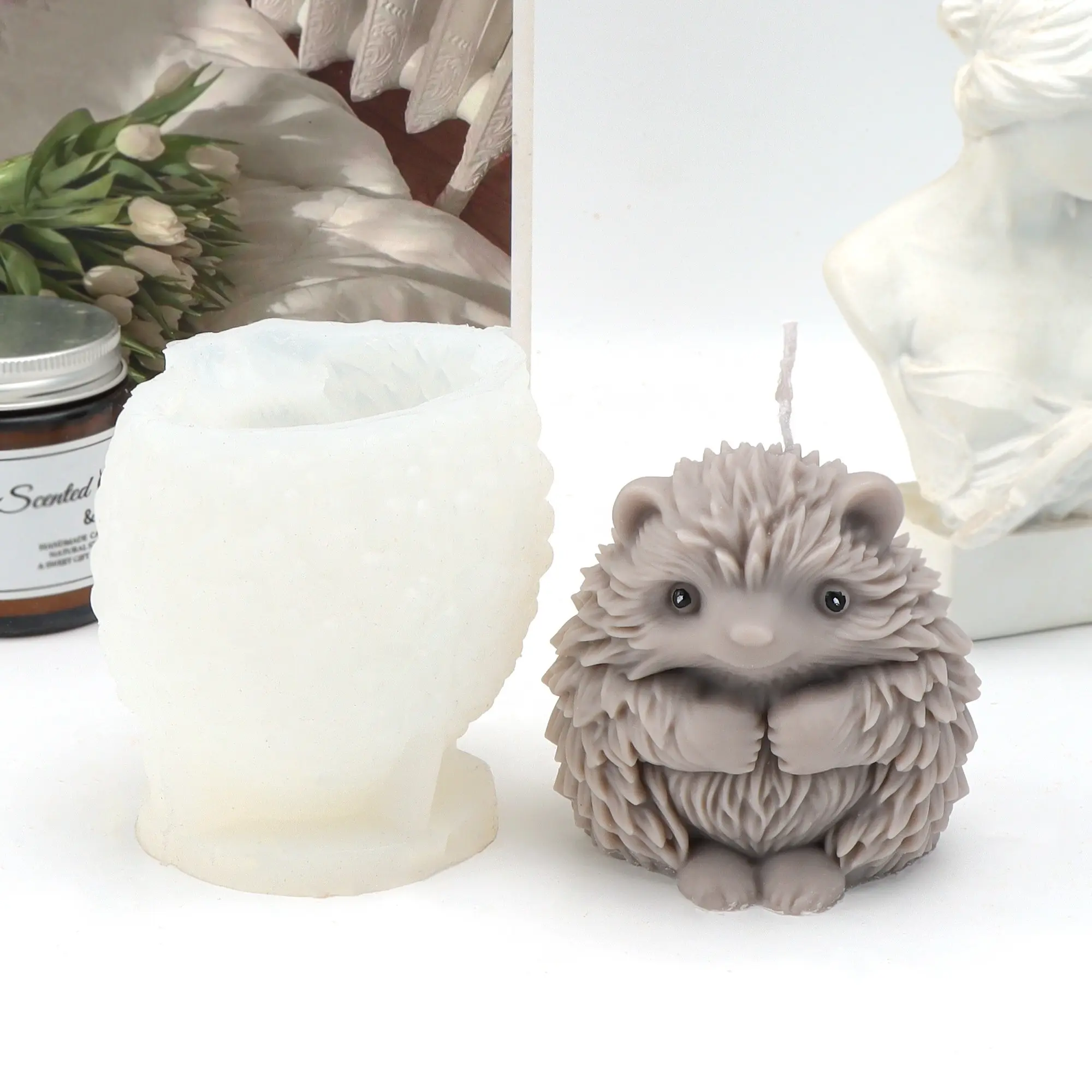 Realistic 3D Sitting Hedgehog Candle Silicone Mold Cute Chubby Plump Animal Soap Resin Casting MouldNon-Stick Easy Release Reusable DIY Craft Mold for Scented Candle Making Handmade Gift Handmade Crafts