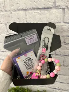 Teacher Gift Box- Option 2 (Wristlet)