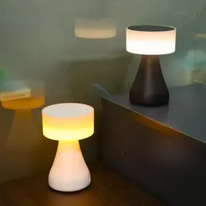 USB Rechargeable Mushroom Design Desk Lamp, Modern LED Desk Lamp, Portable Touch Control Table Light for Home Bedroom, Living Room, Office, Restaurant, Modern Nightstand Lamps