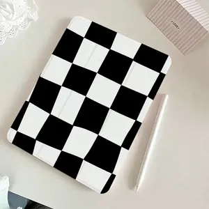 Stylish Black & White Checkered Tri-Fold Stand Mirror Case for iPad - Durable TPU, Acrylic Mirror, Auto Sleep/Wake, Scratch-Resistant, with Handwriting Pen Holder - for iPad 10.2/Air4/5/Pro11/10th/10.9/9.7