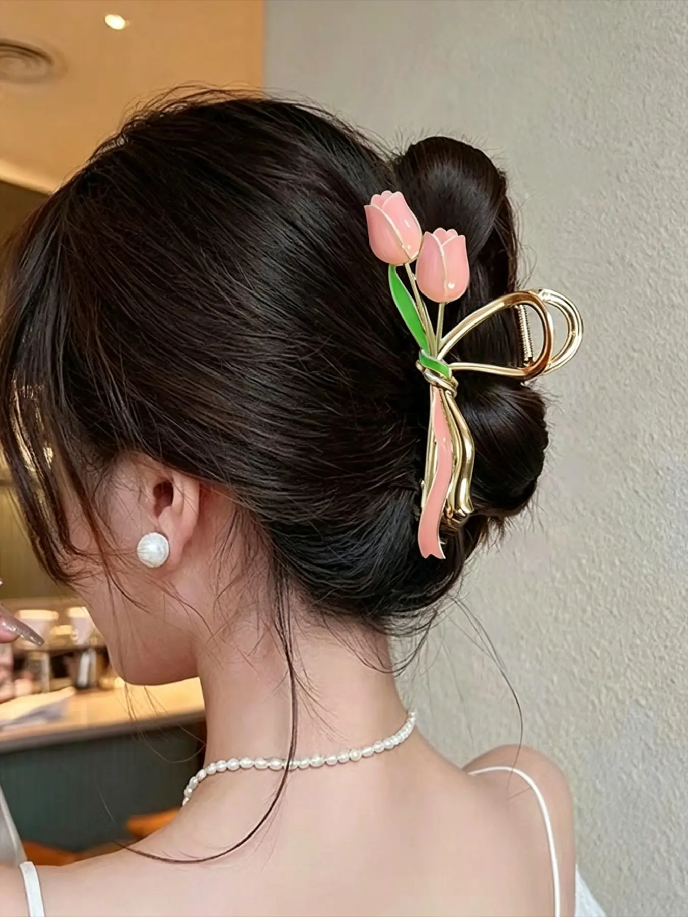 Blue Tulip Hair Clip, Flower Hair Clip, Large Metal Alloy Hair Clip with Double Blue Tulip Design, Women's Spring Hair Accessories, for daily ponytails and loose hairstyles, suitable for Christmas, New Year