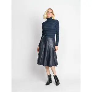 STRIPE RIBBED TURTLENECK-NAVY/GREEN