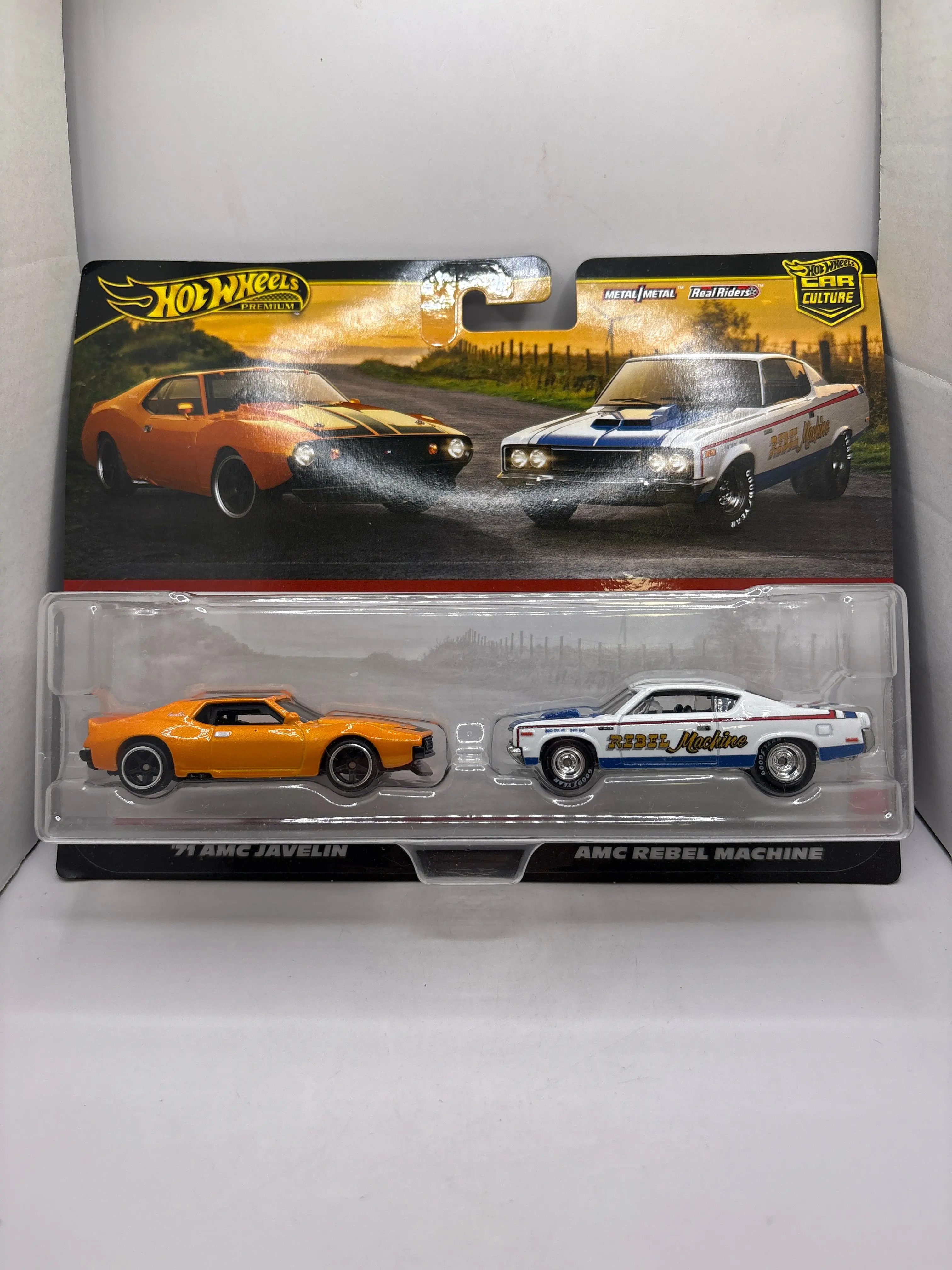 Hot Wheels 71 AMC Javelin AMC Rebel Machine Diecast multi color