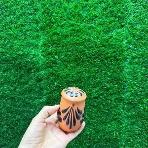 Salero Relieve Largo (Cielito Lindo) color Terracota Negro Sets.