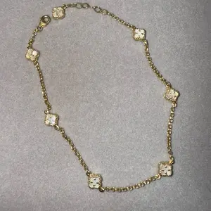 Floral Anklet - White with Floral Design