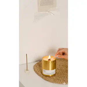 AURÉ – Quiet Luxury Candle