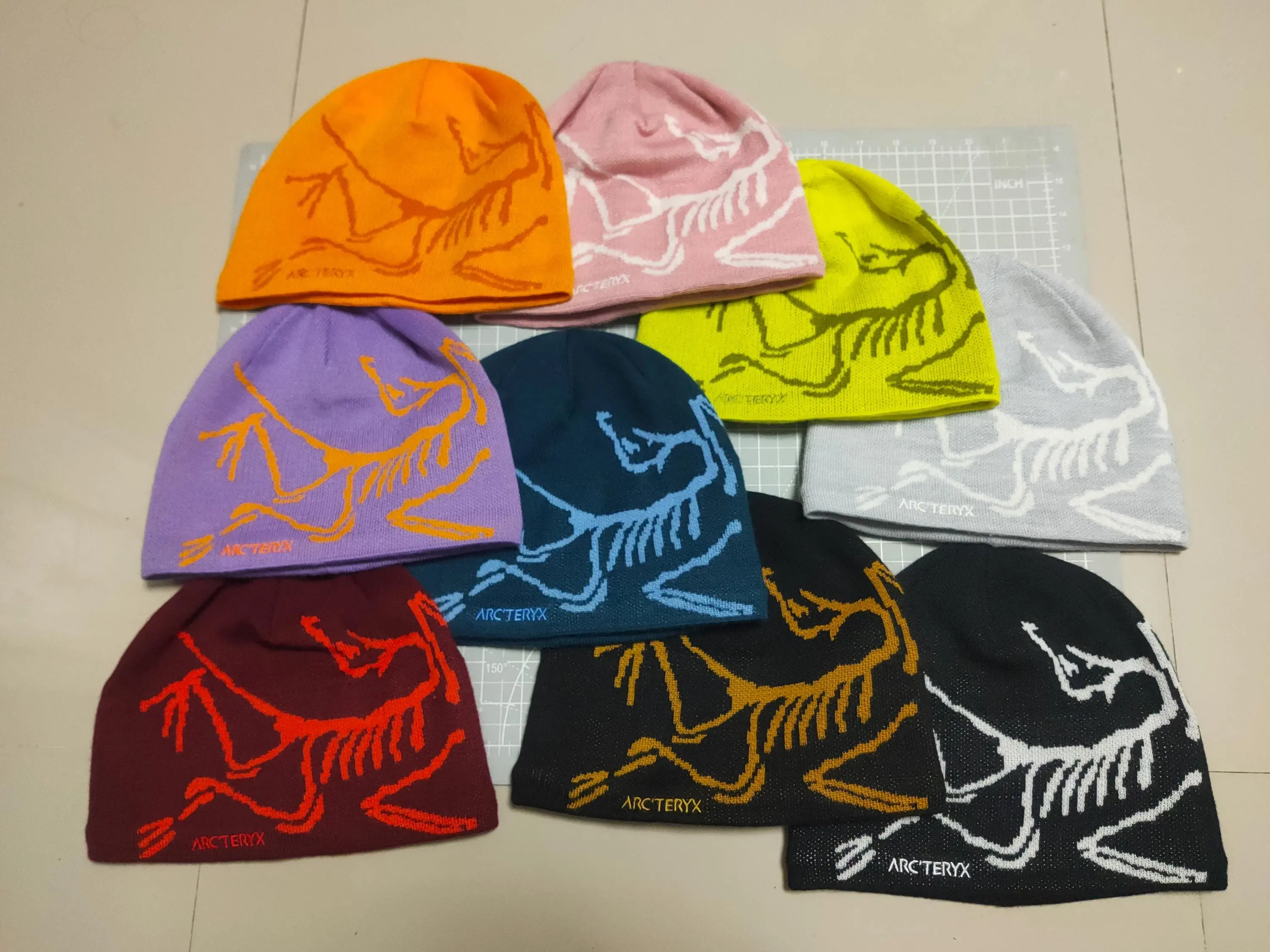 Arc'teryx Bird Head Toque Reversible Fleece Beanie, Classic Winter Knit Skull Cap, Universal Outdoor Warm Sports Hat