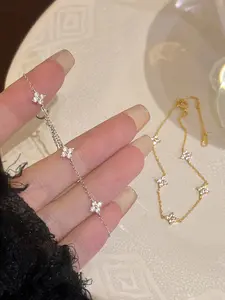 Elegant Four-Leaf Clover Zircon Bracelet, French Luxury Design, Simple Versatile Jewelry for Women, Perfect Gift for Friends