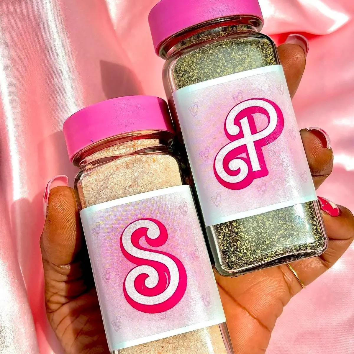 Pink Salt & Pepper Shakers - Spice Jars for Kitchen Seasoning Set