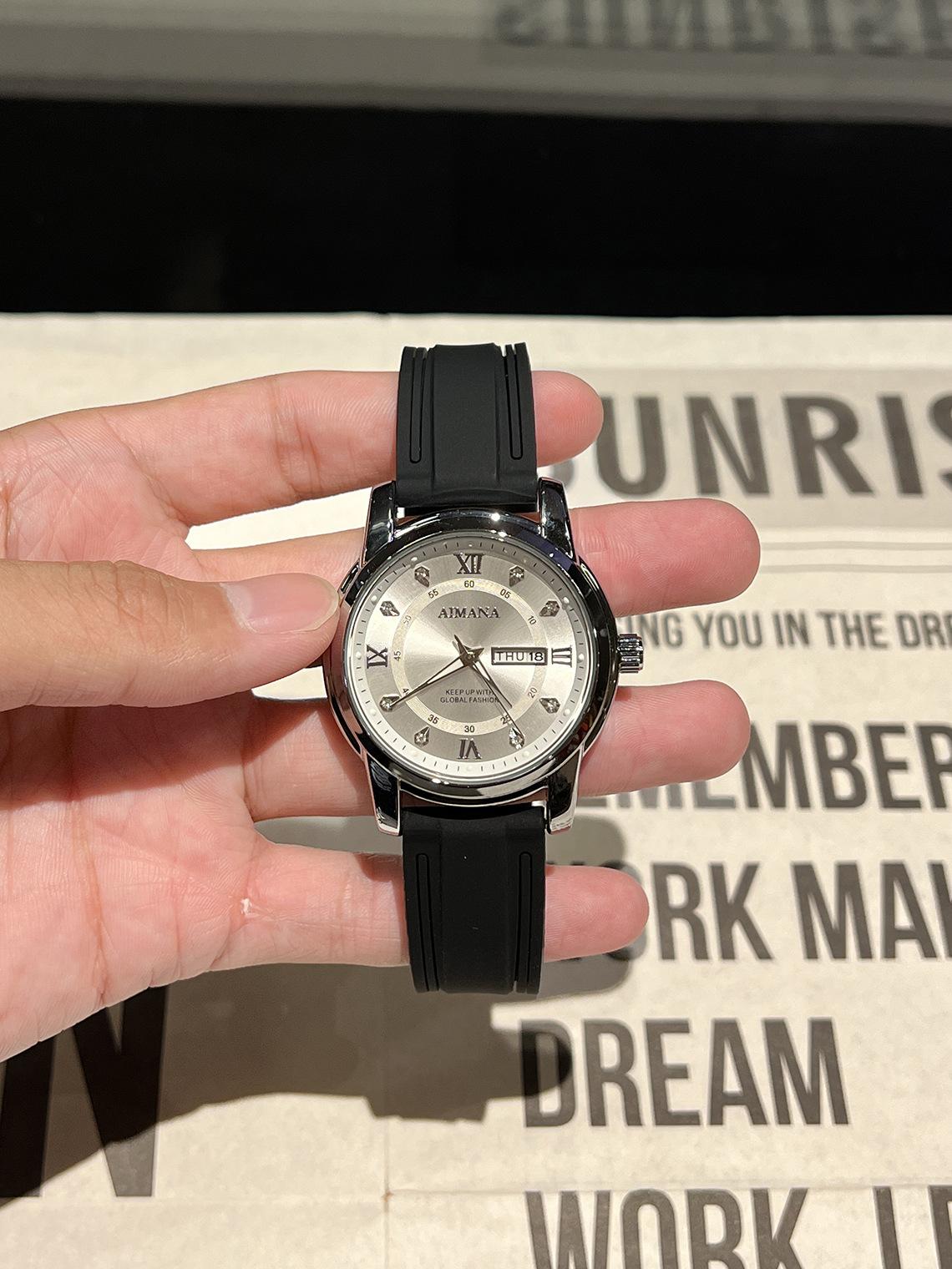 Men's Luxury Business Quartz Watch - Waterproof Luminous Date Display with Premium Silicone Strap, Stylish Sport Wristwatch