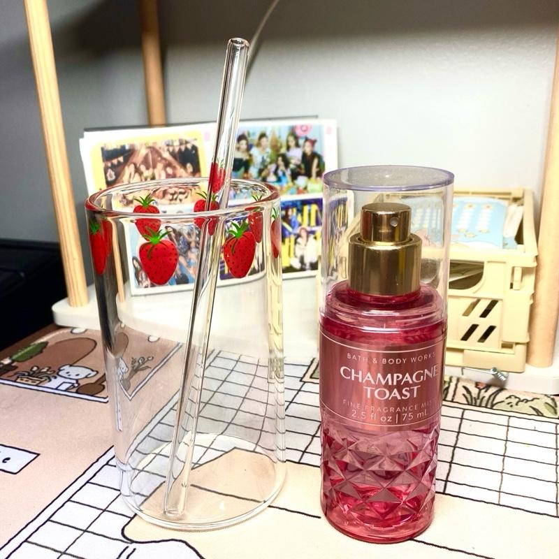 NANA- Strawberry Glass Cup (NO STRAW)