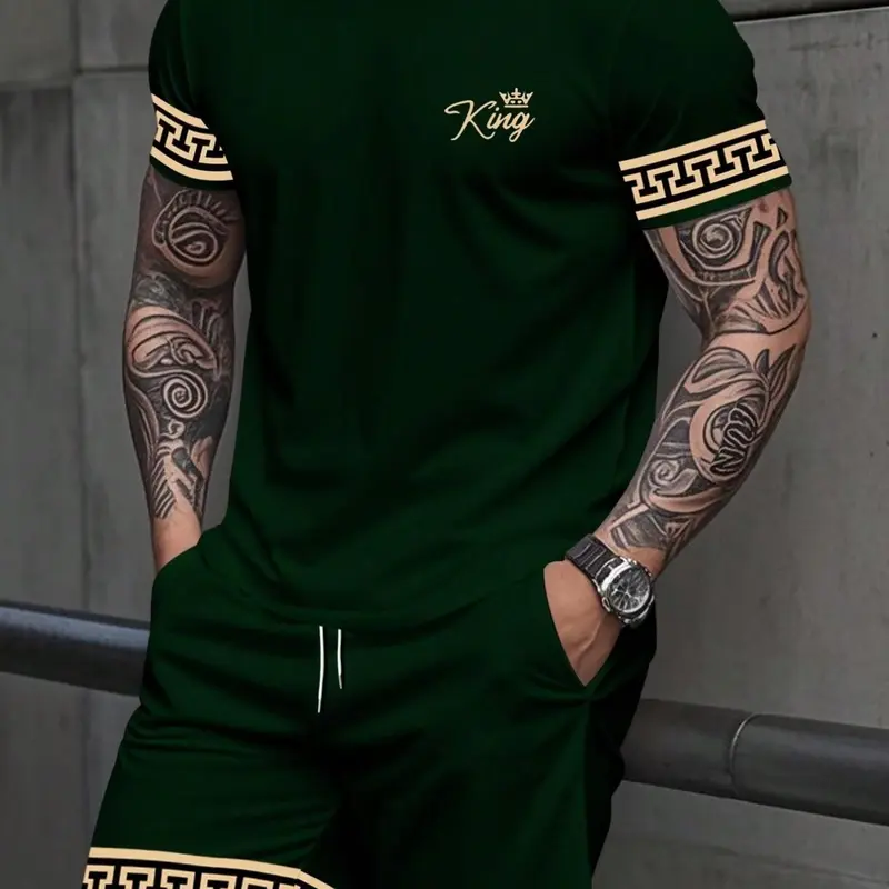 Men's Printed Short Sleeve T-Shirt & Shorts Set Aesthetic, Contrast Color Geometric & Letter Print, Casual Fitted Top & Knee Length Shorts, Casual Clothing Set