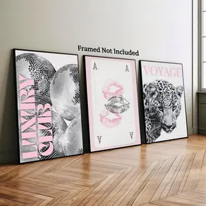 3-Piece Set / Pink Lip-Print Poker-Themed Canvas Wall Art, Stylish Disco Ball Poster, Black-and-White Leopard-Print Wall Decal—Perfect for Girls' Rooms, Apartments, and Dorm Rooms. 2D Flat, Frameless, Artwork, Art Wall Decoration