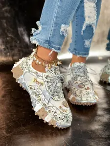 Women's Rhinestone Thick Sole Casual Shoes, Rivet Heart Embroidery, Versatile Height Increasing Shoes for Daily
