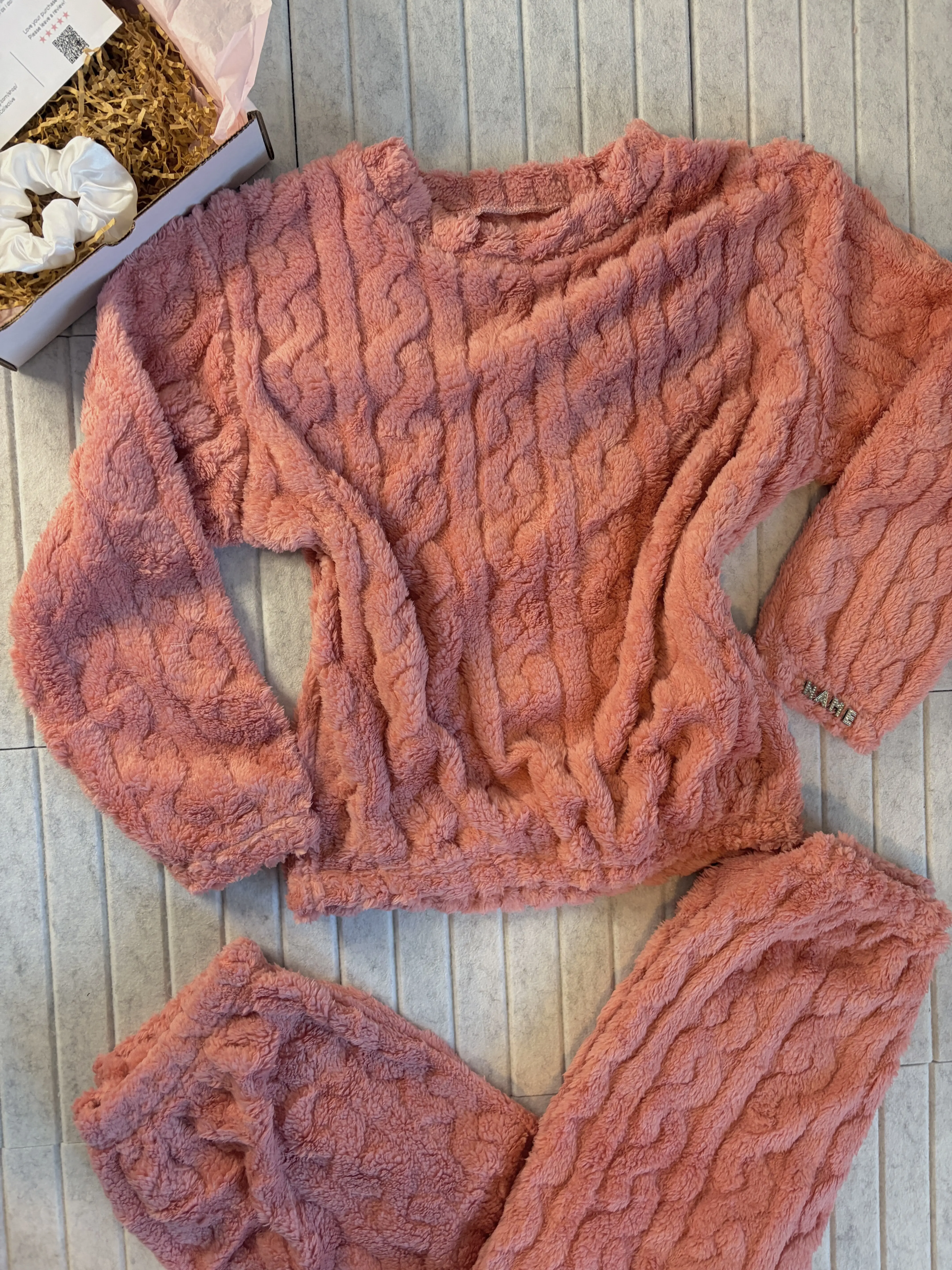 Bear Fluffy Pink & White Long Sleeve Top Pants Pajama Lounge wear Set l Personalizable CUSTOM SIZING AVAILABLE l Gift l Friend, Comfy, Cozy l Sleepover, Bridesmaid, Special, Sleepover, Selfcare, Sleep
