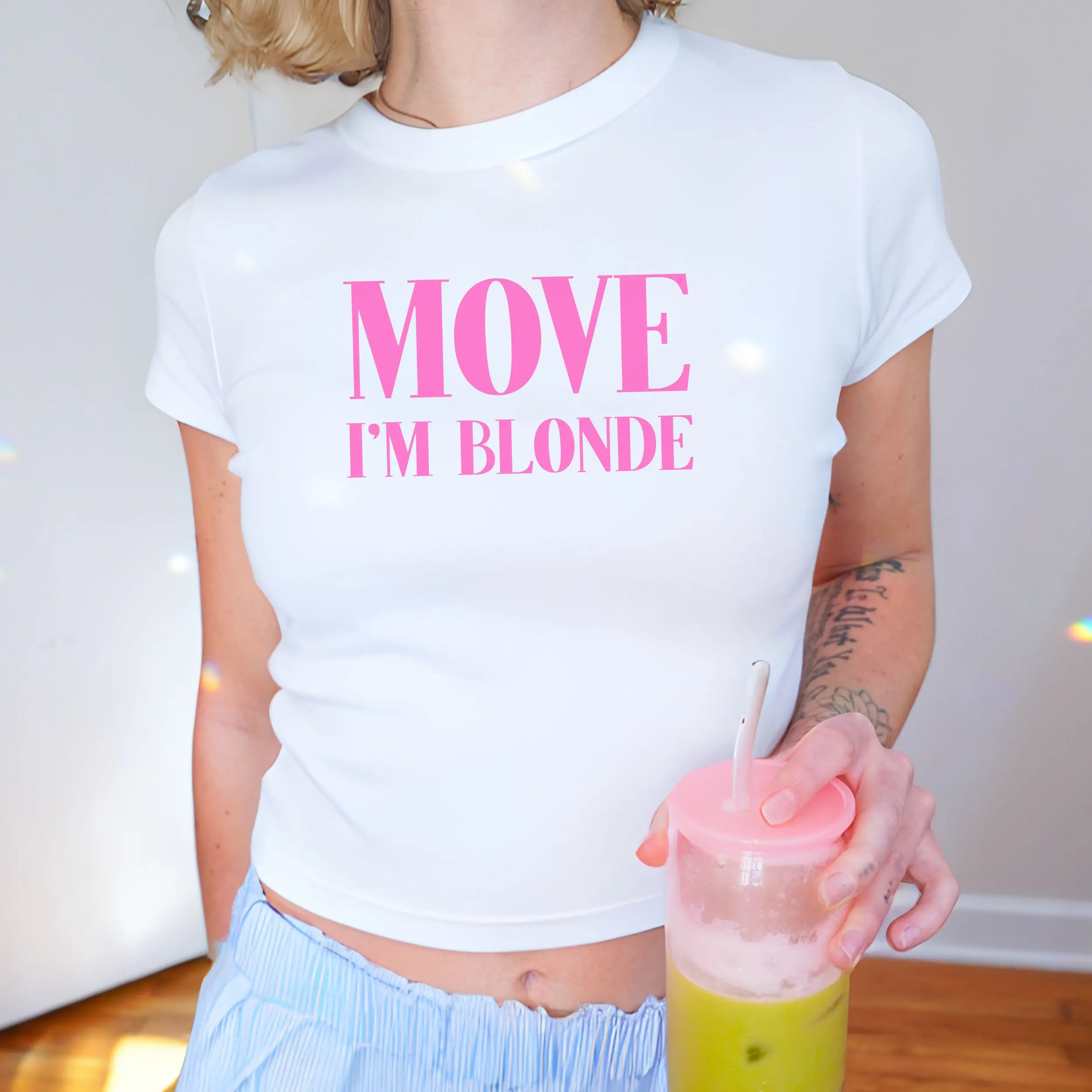 Move I'm Blonde Pink Baby Tee, Blondie Girl Outfit 00s Inspired Retro Baby Tee, Late 90s Hot Blonde Style Pop Culture Women's Graphic Shirt