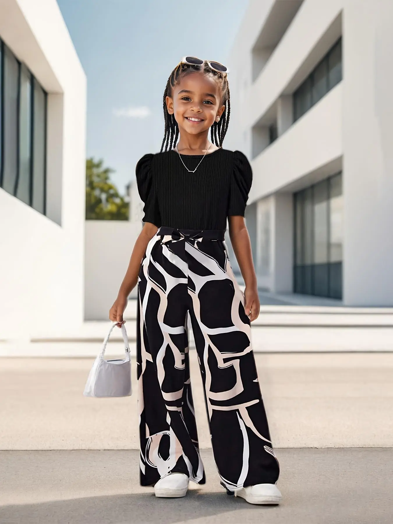 Toddler Girl's Solid Color Top & Geometric Print Pants Two-Piece Set, Casual Fashion Cozy Two Piece Outfits for Daily Outdoor Wear, Baby Girl Clothes, Kids Clothes for Summer, Graphic Print Set, Fine Girls Outfit
