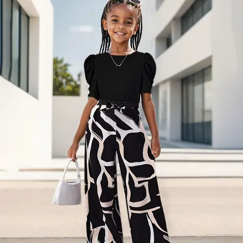 Toddler Girl's Solid Color Top & Geometric Print Pants Two-Piece Set, Casual Fashion Cozy Two Piece Outfits for Daily Outdoor Wear, Baby Girl Clothes, Kids Clothes for Summer, Graphic Print Set, Fine Girls Outfit, Clothes Sets