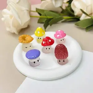 Glow-In-The-Dark Mini Mushroom Decor, Realistic Resin Cartoon Wild Mushrooms, Creative Micro Landscape Ornament Accessories, Decorative