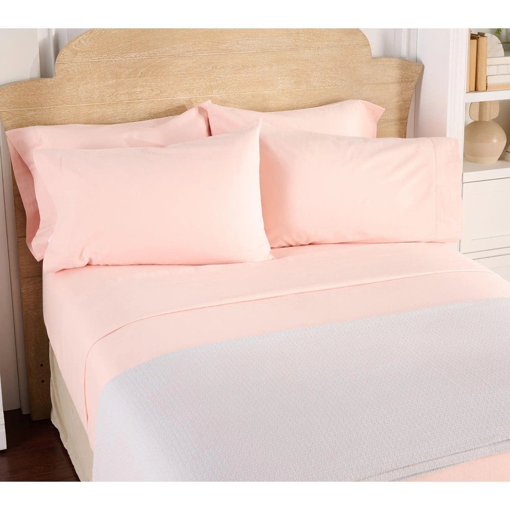 Home Reflections Flannel Sheet Set w/ Extra Cases Home Reflections Flannel Sheet Set w/ Extra Cases