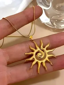 1 Vintage Sun Totem Pendant Necklace for Women, Daily Party Boho Style Jewelry Gift, Elegant Design, Perfect Accessory for Any Occasion