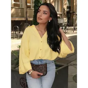 Women’s linen long-sleeve top — oversized collared blouse/loose-fit shirt; striped yellow and pink; casual button-front; suitable for daily office wear; trendy 2025 women’s fashion; comfortable and breathable.