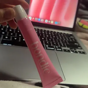 Bondie Body Adhesive - Sweat & Water Resistant, Stain-Free, Easy to Remove with Soap and Water, Perfect for Confidence and Security in Outfits