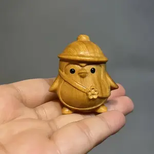 Wooden Penguin Handle Decorative Gift Car Decoration, Cute Handheld Accessory for Kids' Toys, Unique Present Idea, Car Ornament, Car Interior Decoration