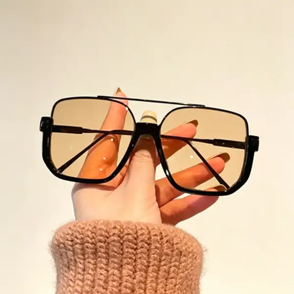 Unisex Oversized Square Mirror Sunglasses - Double Bridge Retro Metal Frame, Night Driving Yellow Lens, Plastic-Resin UV Protection Lightweight Sports Eyewear for Travel, Daily Wear, Everyday Outfits (Fits Many Styles), Unisex Square Frame Suits Many Styl