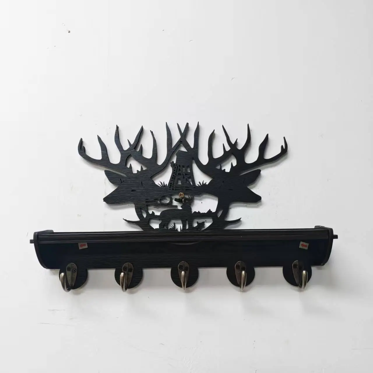 Wooden Deer Antler Wall Hook Rack, Wildlife Art Storage Shelf, Perfect for Entryway, Hallway, Cabin Decor, Includes 5 Metal Hooks