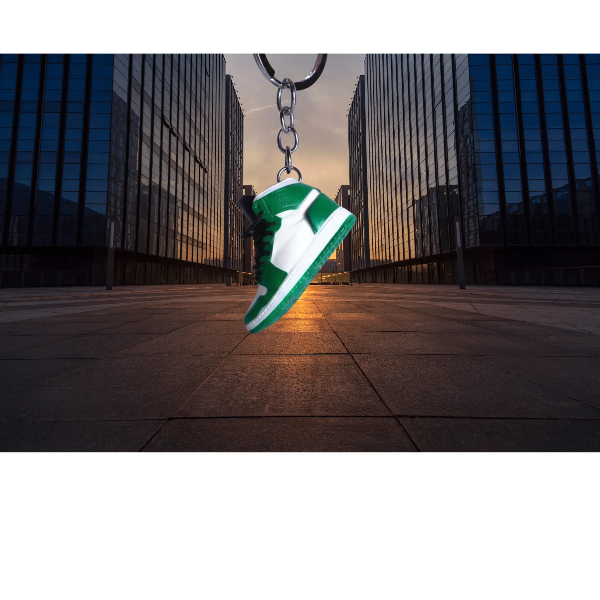 Unisex Force Low Mini Sneaker Keychain - Fashion Accessory for Collectors