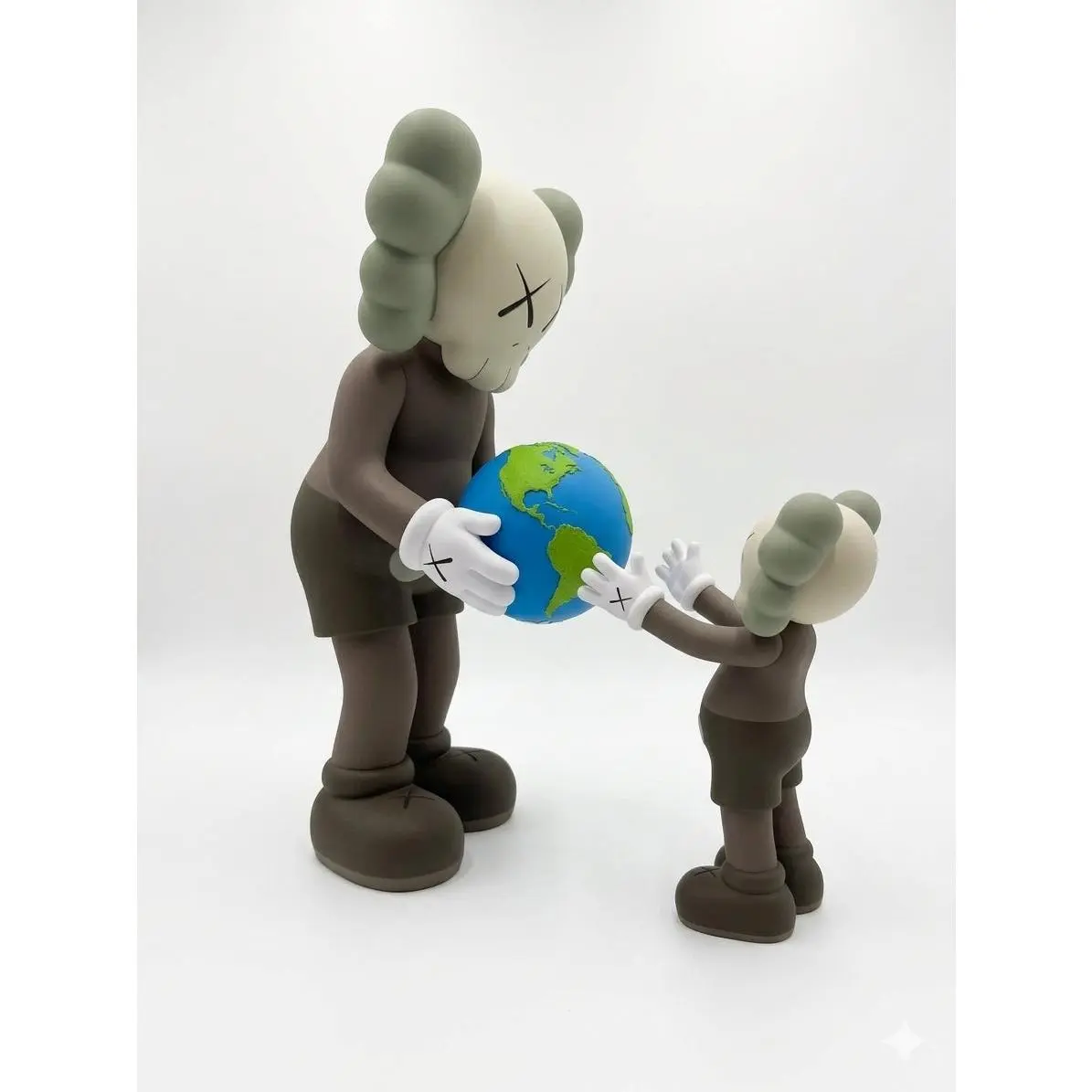 KAWS x THE PROMISE x 2 Piece Set - Brown