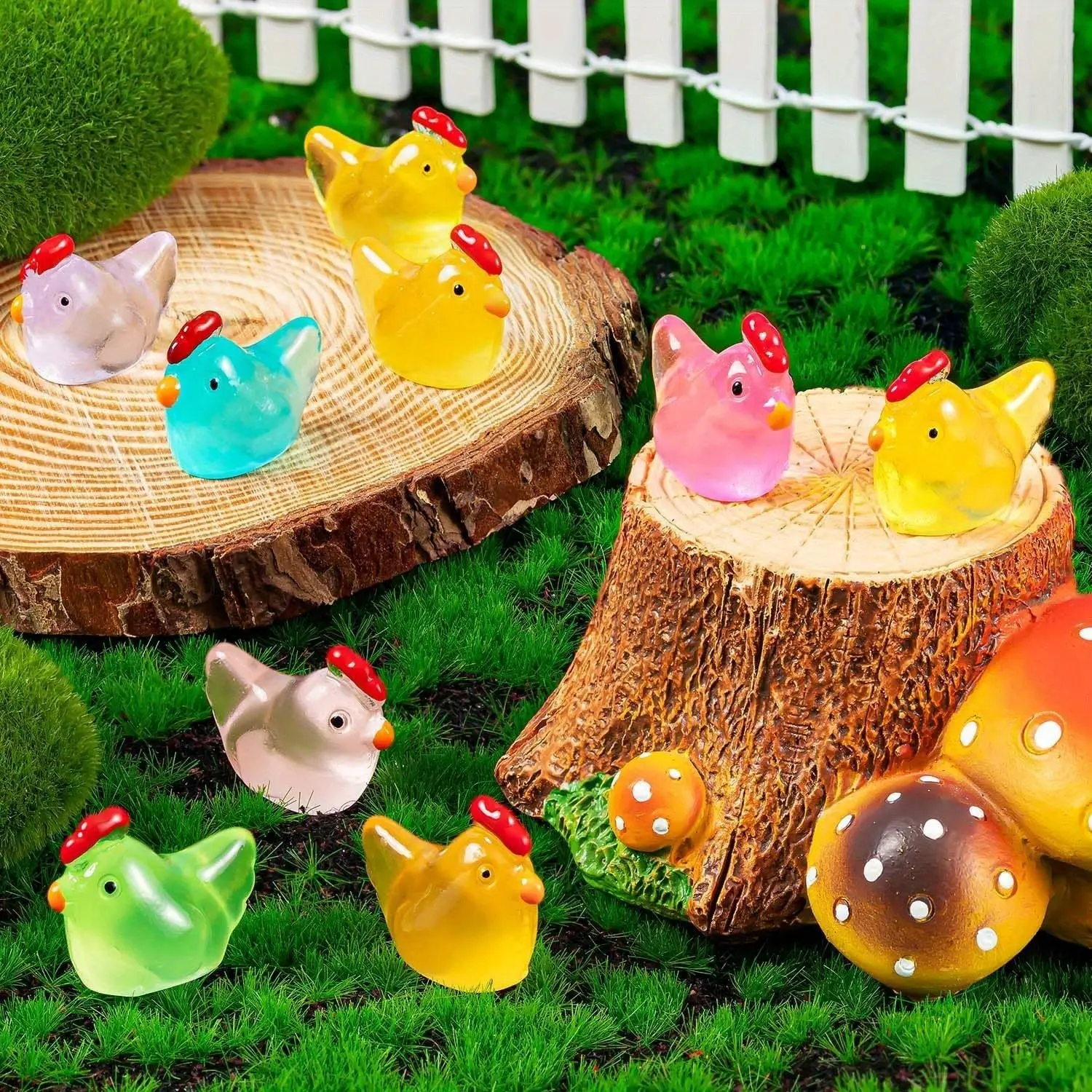 10/30Pcs Mini Luminous Resin Hen Glow in The Dark Tiny Crab for Hiding Miniature Figurines Micro Landscape Garden Decor Outdoor Garden Accessory Garden Gnome Statue Garden Accessories