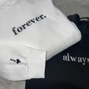 Custom Hoodie with Initial, Embroidered Initial on Sleeve, Matching Hoodies Couple, Custom Initial Hoodie for Partner, Hoodie Sleeve Initial Embroidery, Embroidered Matching Hoodie for BF