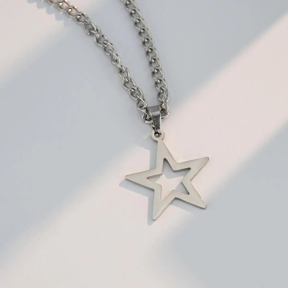 Oufer 316L Stainless Steel Star Pendant, Non-Tarnish Chain Jewelry Necklaces, 18"+3" Star-Shaped Metallic Accessory, Star-Shaped Metallic Necklaces