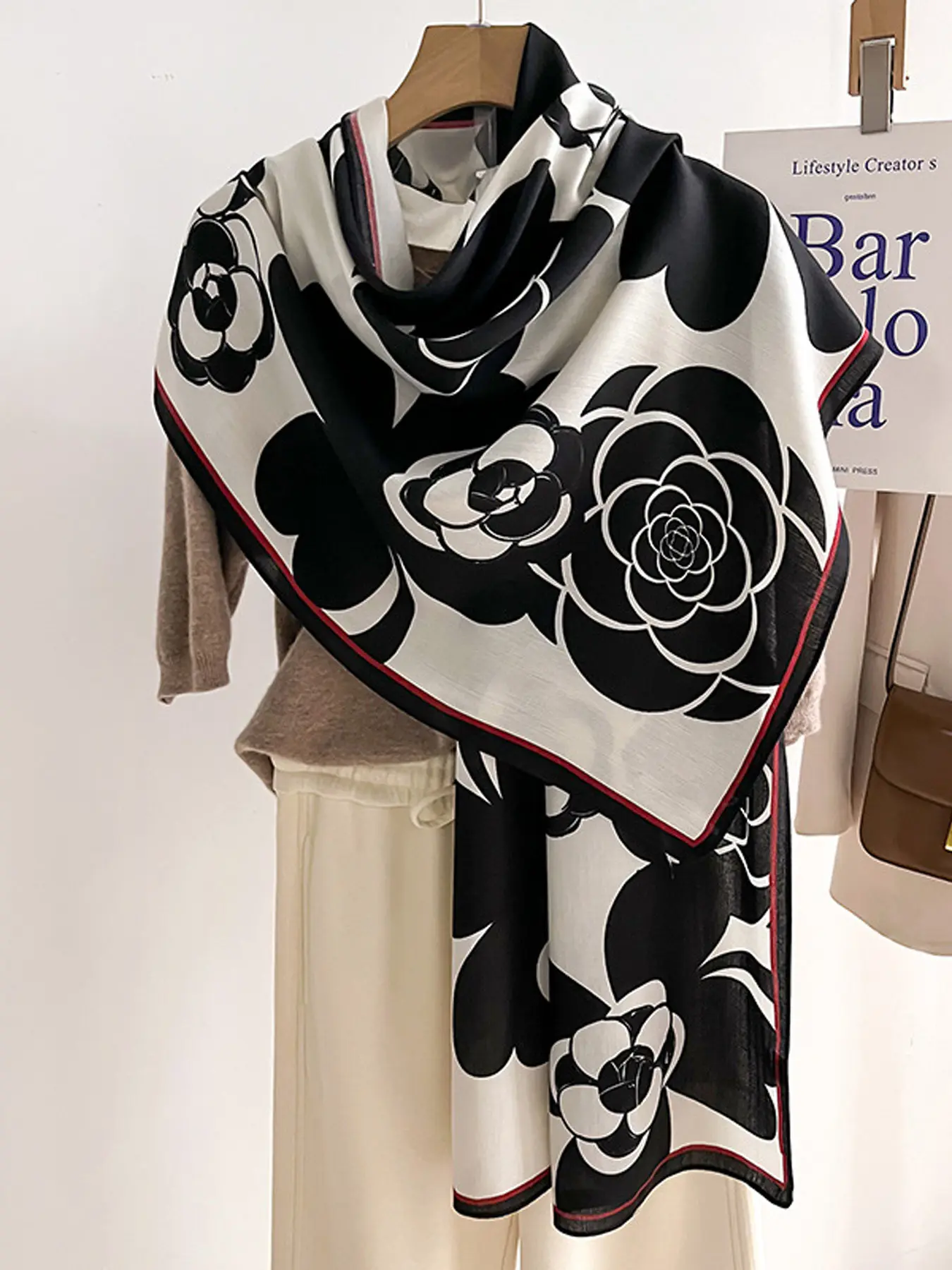 Autumn Winter Long Scarf, Camellia Print Neck Warmer, Floral Print Scarf, Multifunctional Shawl, Polyester Shawl, Casual Soft Scarf, Warm and Stylish, Perfect for Cold Weather
