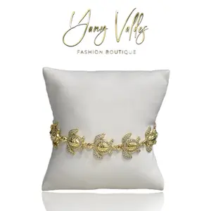 Beautiful turtle-style bracelet with cubic zirconia stones, 7 inches plus extension. gold plated.(Not Solid Gold)