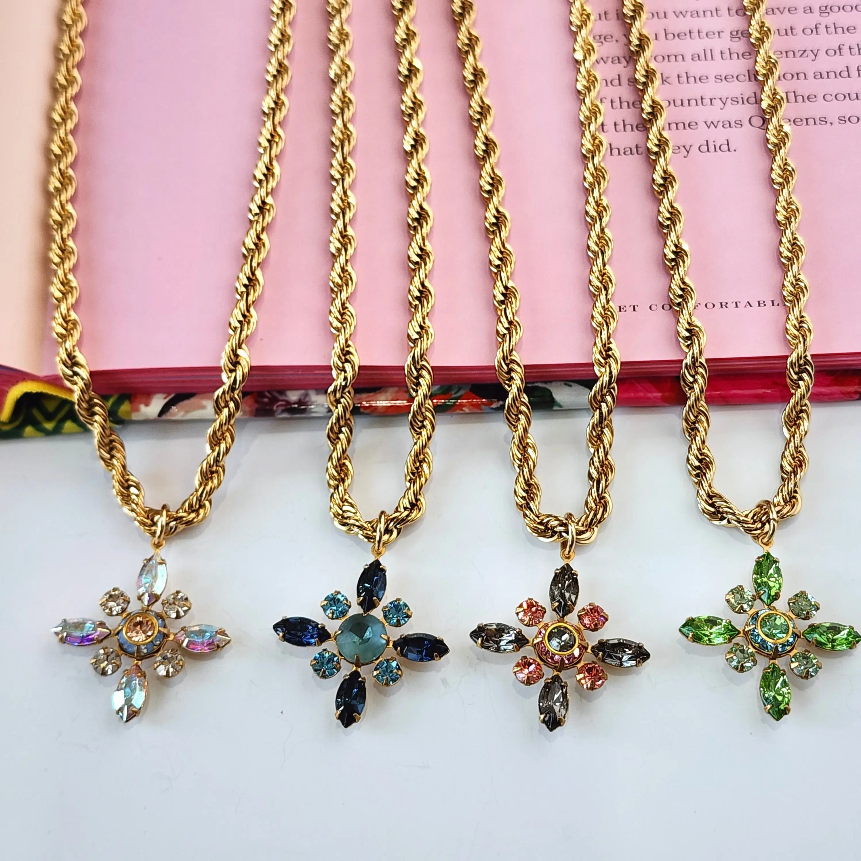 The Heirloom Bloom Necklace
