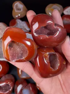1pc/3pcs Druzy Red Agate Crystal Cave Cluster Heart,Genuine Natural Mineral,Carnelian Heart,Polished Glossy Finish,Christmas/Halloween Decor, Home Decoration,Jewelry making,Unique Natural Variation Stone Ornament Gift, Romantic Gift,Heartshaped Stone