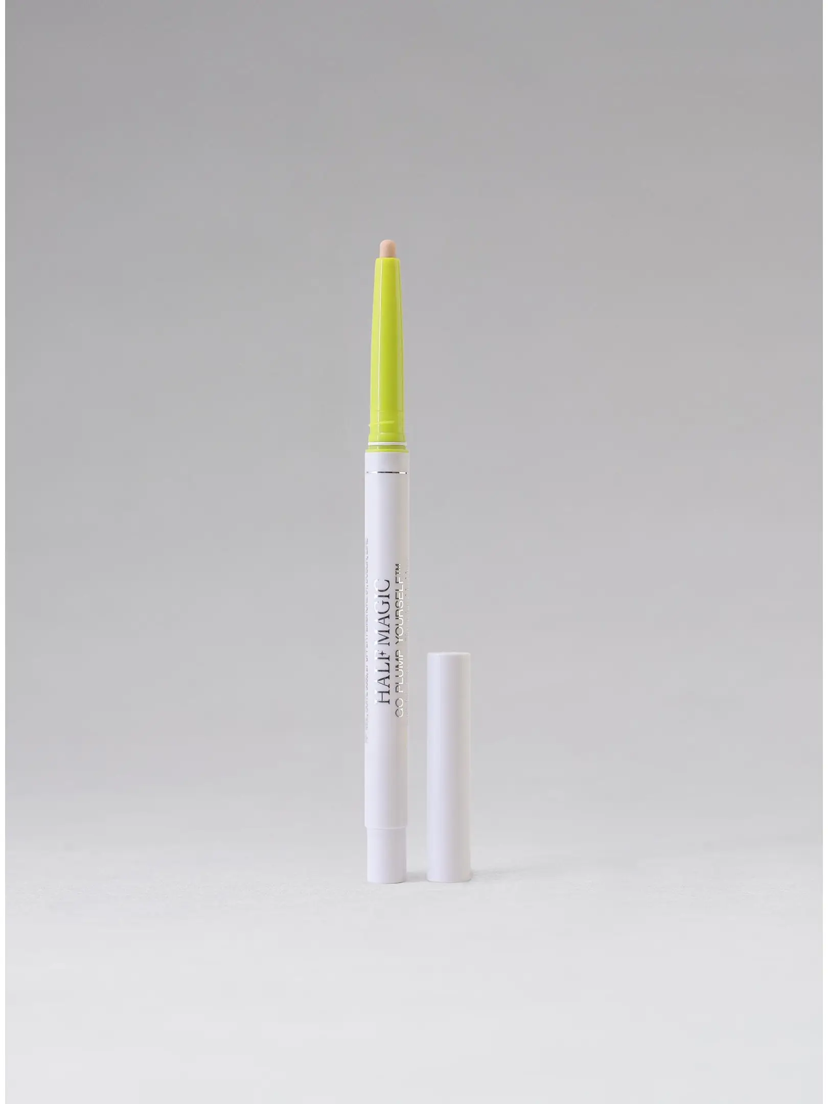 Half Magic GO PLUMP YOURSELF INVISIBLE EXTREME PLUMPING LIP LINER Colorless Finish for 8 Hours Extreme Plumping with Spicy Rush